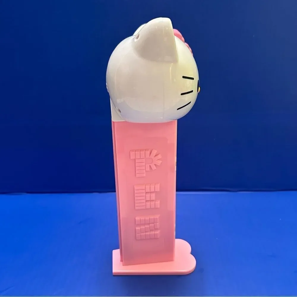 Hello Kitty Collectible Candy Pez Dispenser